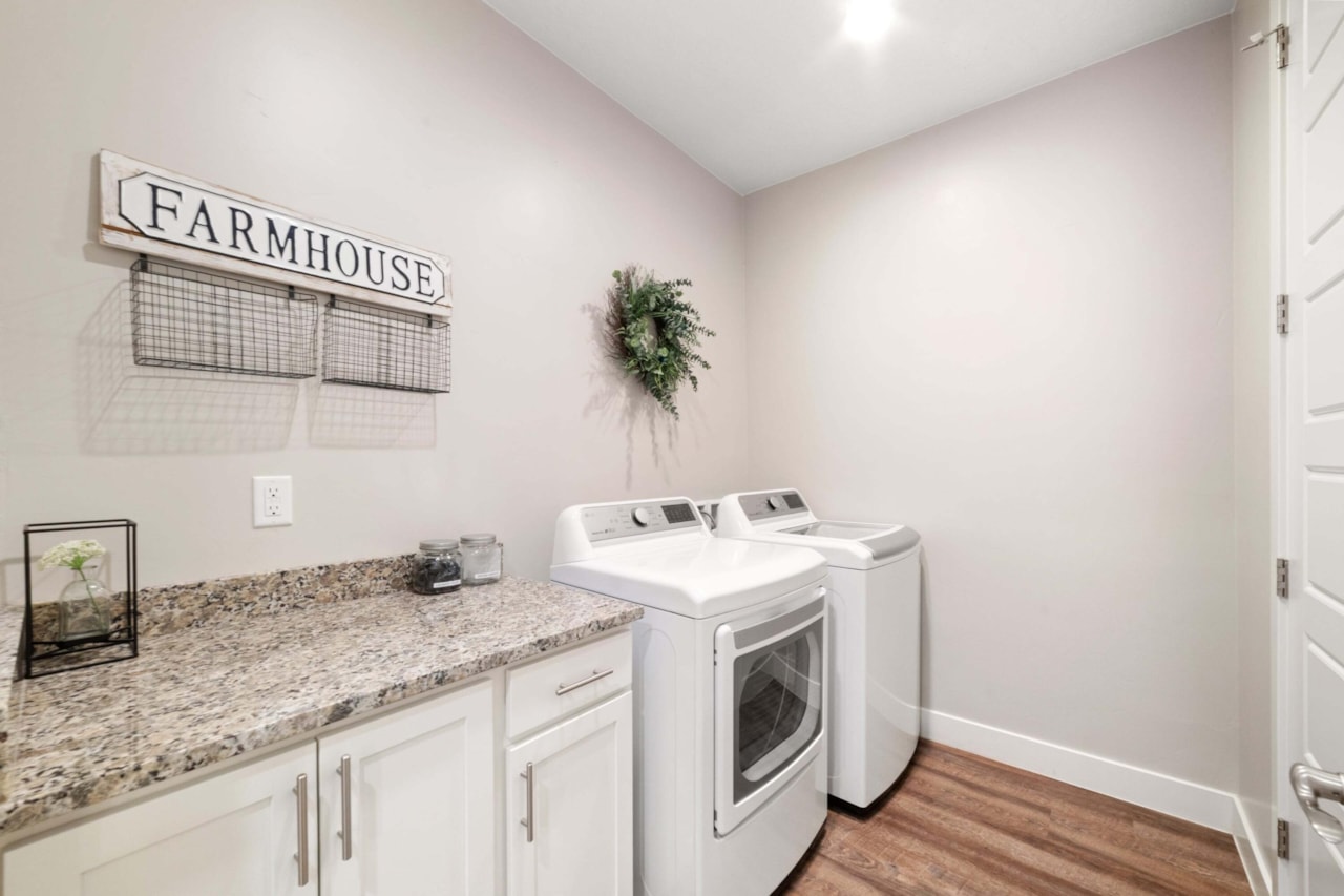 5048 N Escapes DR St George, UT 84770 home for sale, MLS#25-261873 - Erika Rogers Photo 31