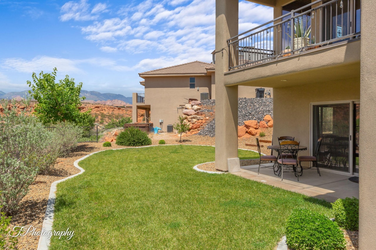 533 N Creek Ridge CIR Washington, UT 84780 home for sale, MLS#25-261722 - Erika Rogers Photo 15