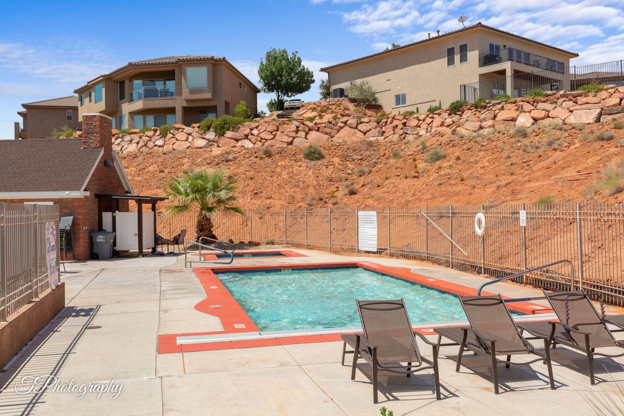 533 N Creek Ridge CIR Washington, UT 84780 home for sale, MLS#25-261722 - Erika Rogers Photo 28