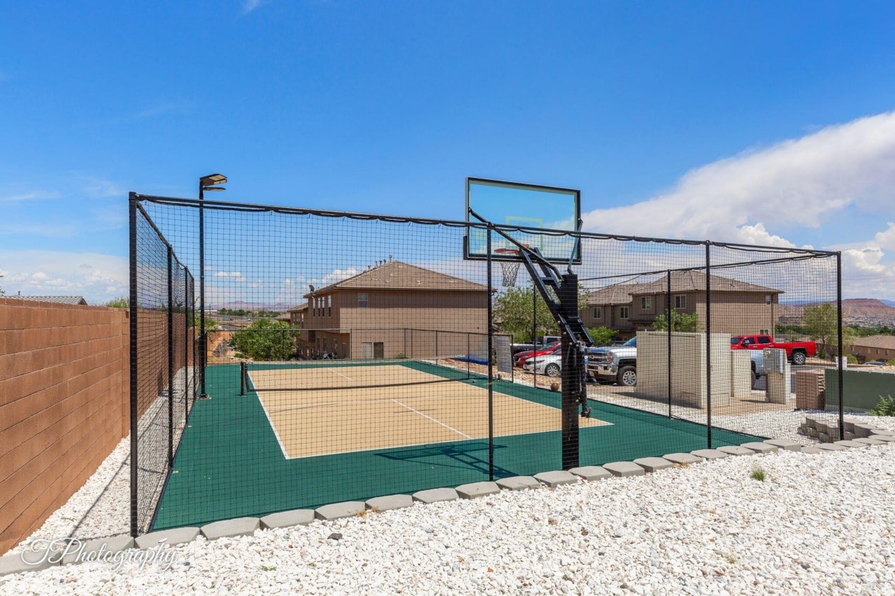 533 N Creek Ridge CIR Washington, UT 84780 home for sale, MLS#25-261722 - Erika Rogers Photo 30