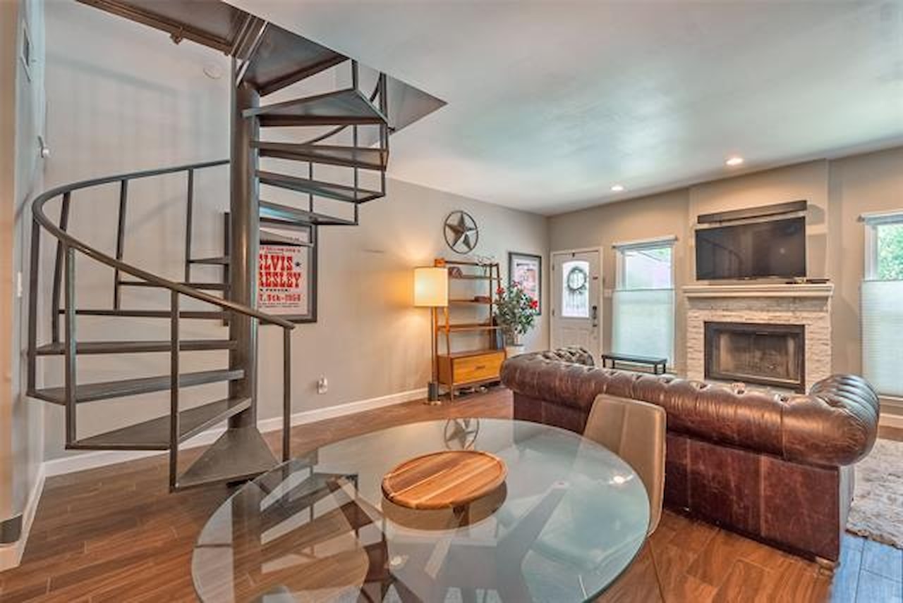 Greysq.com | Premier Real Estate Brokerage for Exceptional Properties Photo 8