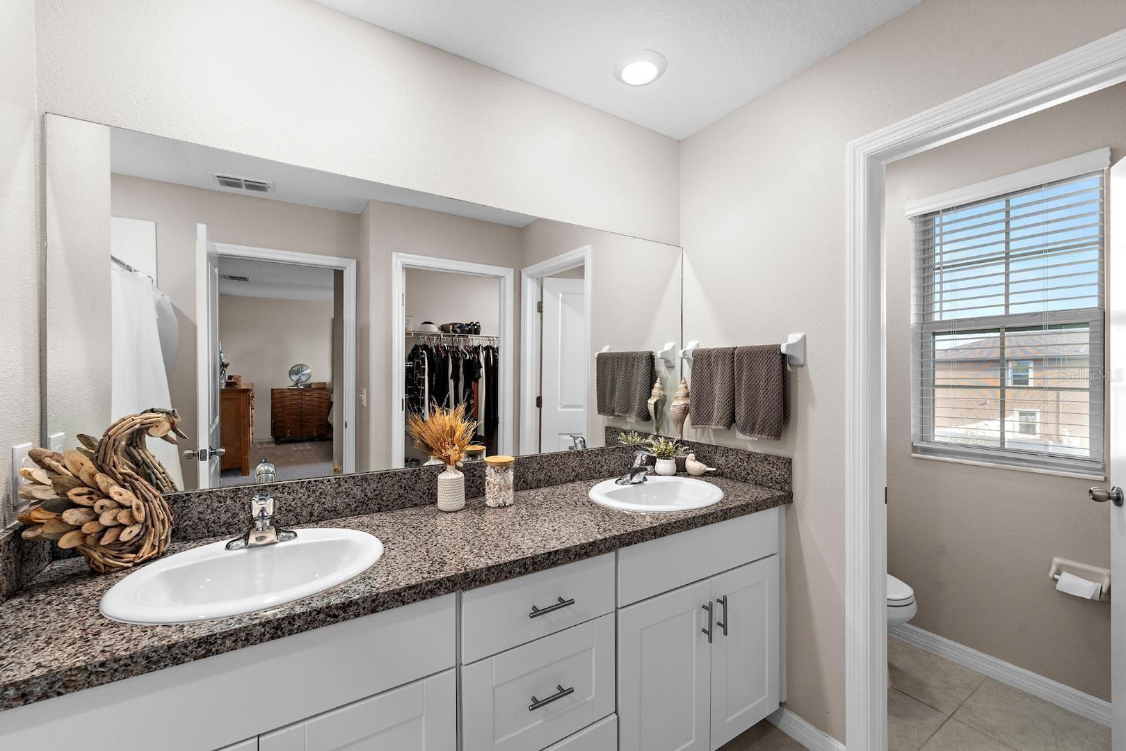 まるページ 9334 Lemon Drop LOOP Ruskin, FL 33573 | MLS TB8394903