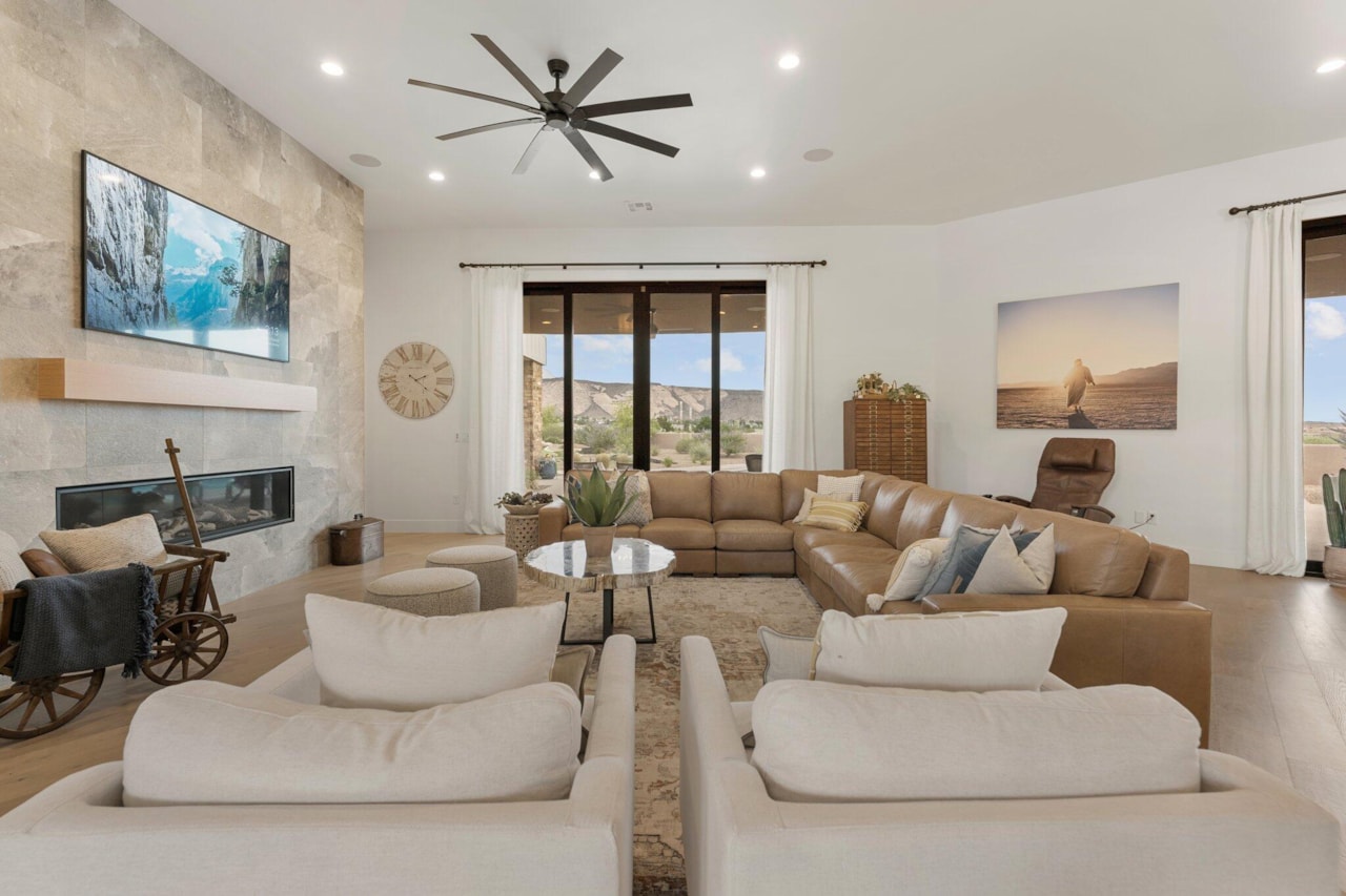 5120 Silver Cloud DR St George, UT 84770 home for sale, MLS#25-262219 - Erika Rogers Photo 19