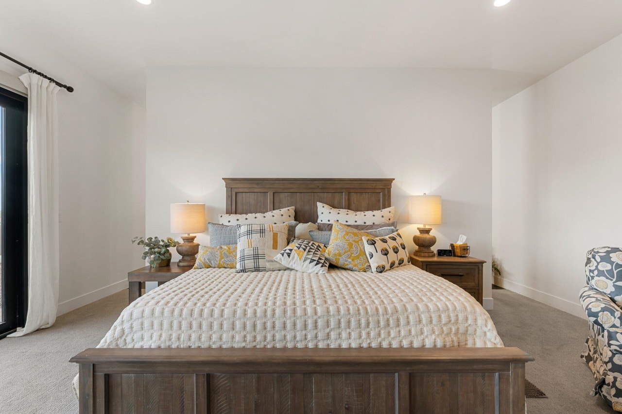 5120 Silver Cloud DR St George, UT 84770 home for sale, MLS#25-262219 - Erika Rogers Photo 33