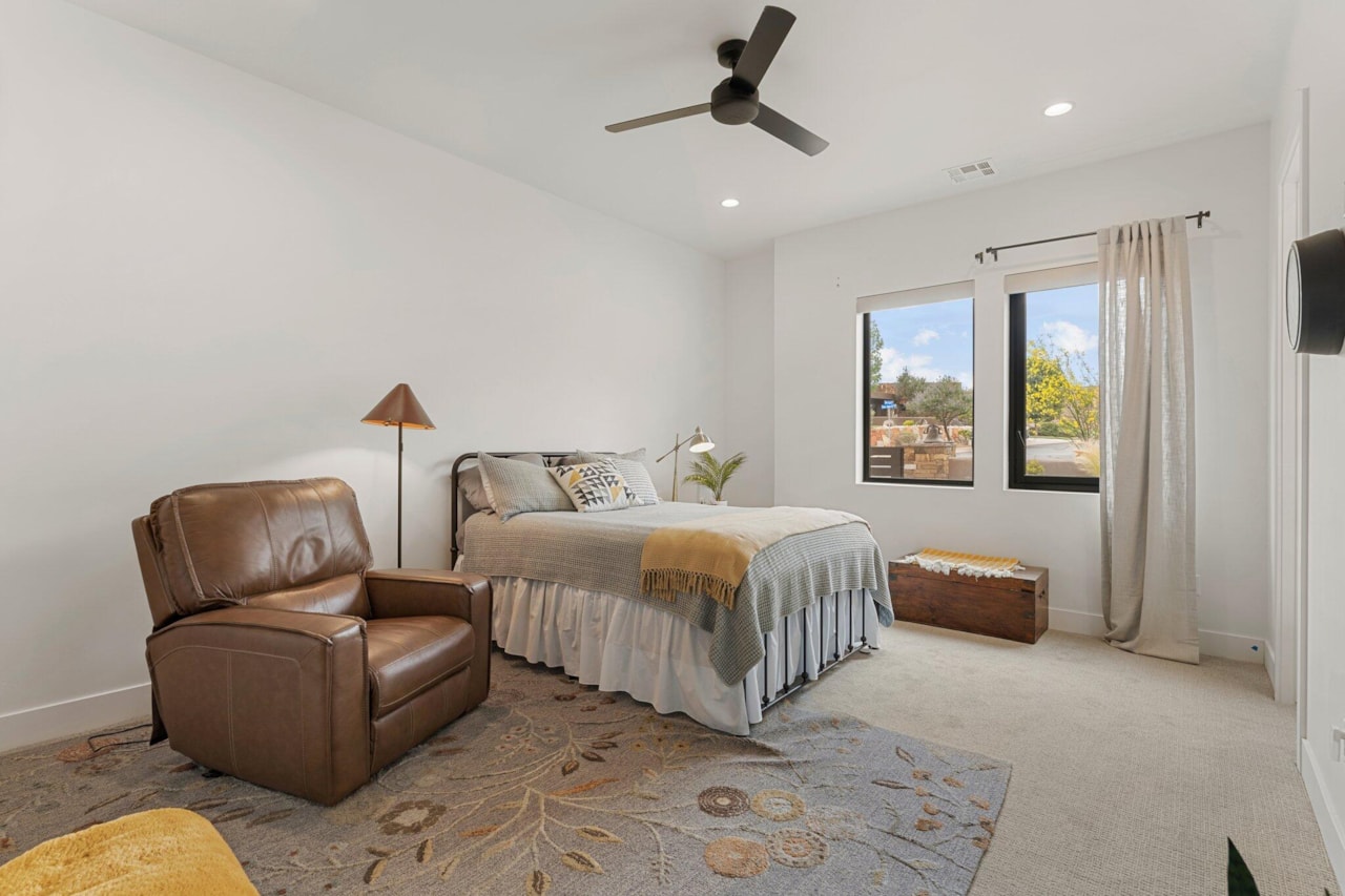 5120 Silver Cloud DR St George, UT 84770 home for sale, MLS#25-262219 - Erika Rogers Photo 42