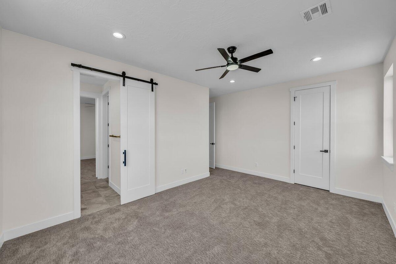 21 W Elinor LN Washington, UT 84780 home for sale, MLS#25-262394 - Erika Rogers Photo 41