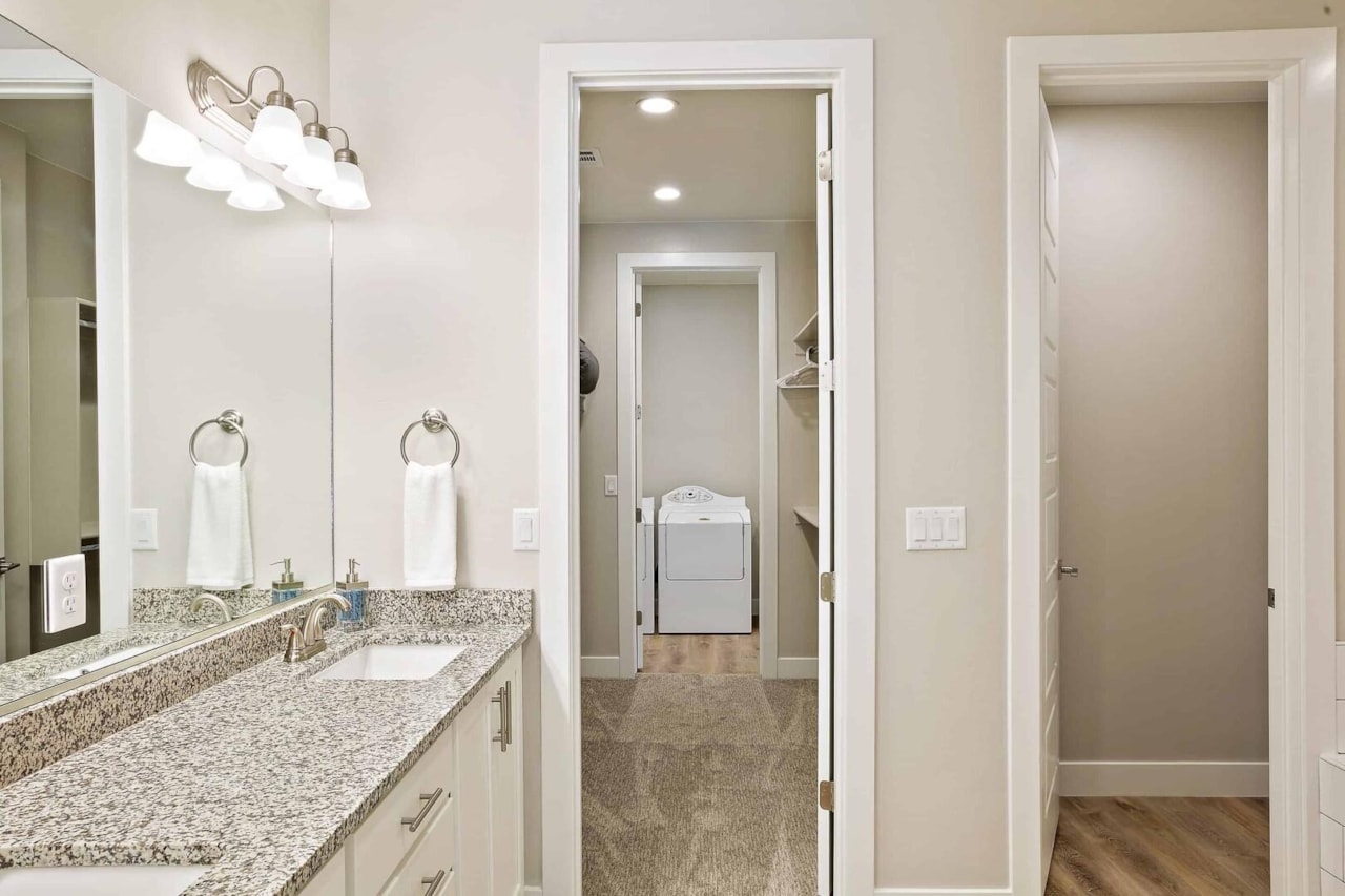 4872 Winged Foot DR St George, UT 84770 home for sale, MLS#25-261825 - Erika Rogers Photo 16