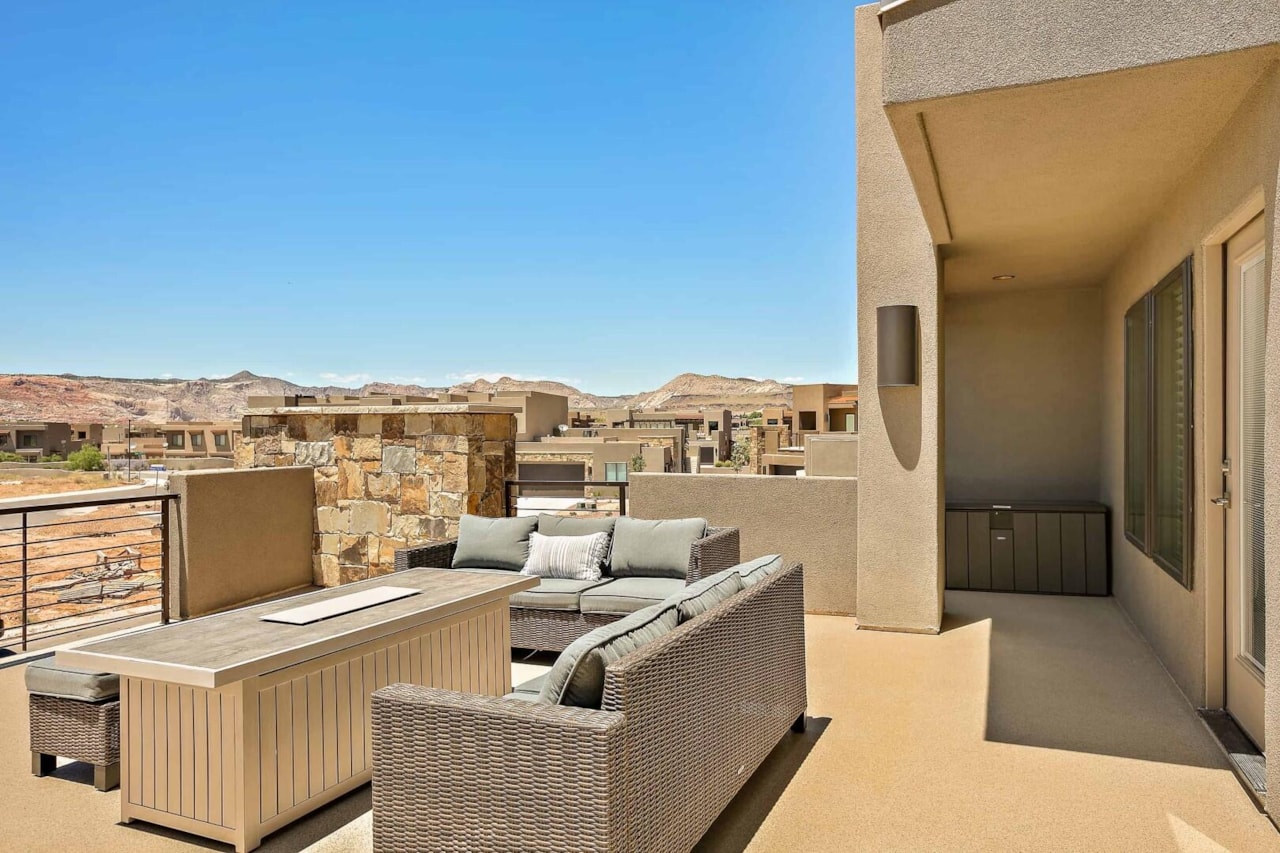 4872 Winged Foot DR St George, UT 84770 home for sale, MLS#25-261825 - Erika Rogers Photo 27