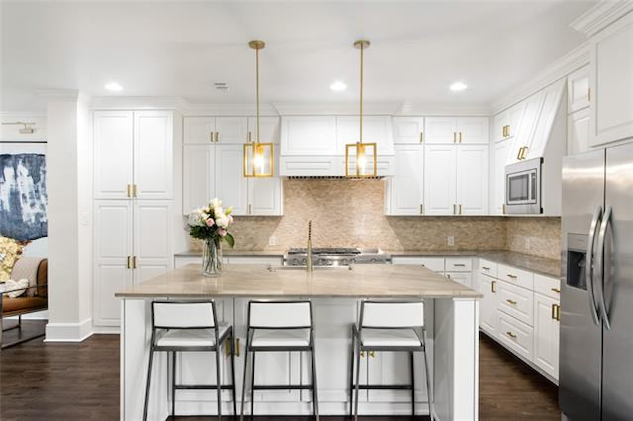 Greysq.com | Premier Real Estate Brokerage for Exceptional Properties Photo 8