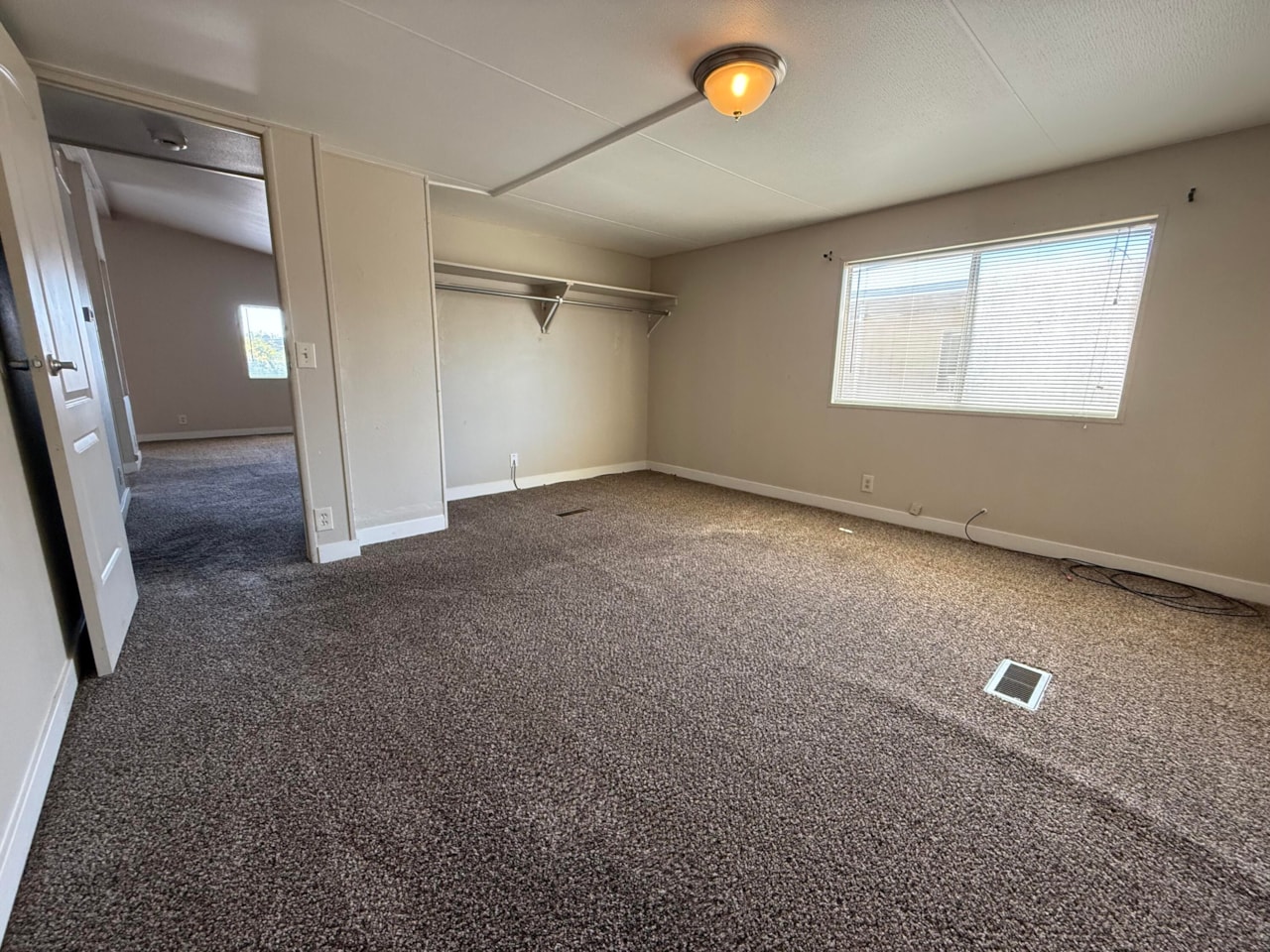 1450 N Dixie Downs RD #151 St George, UT 84770 home for sale, MLS#25-262414 - Erika Rogers Photo 5