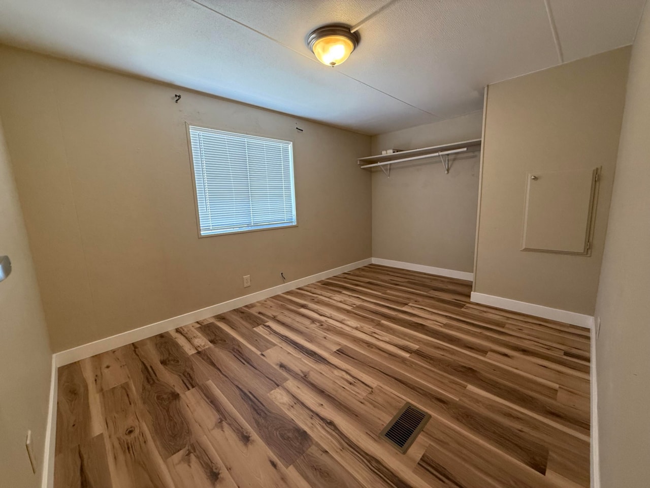 1450 N Dixie Downs RD #151 St George, UT 84770 home for sale, MLS#25-262414 - Erika Rogers Photo 6