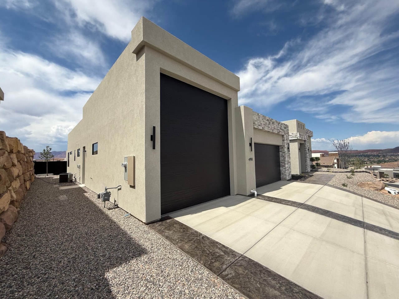 490 S Appian Way St George, UT 84770 home for sale, MLS#25-259974 - Erika Rogers Photo 6