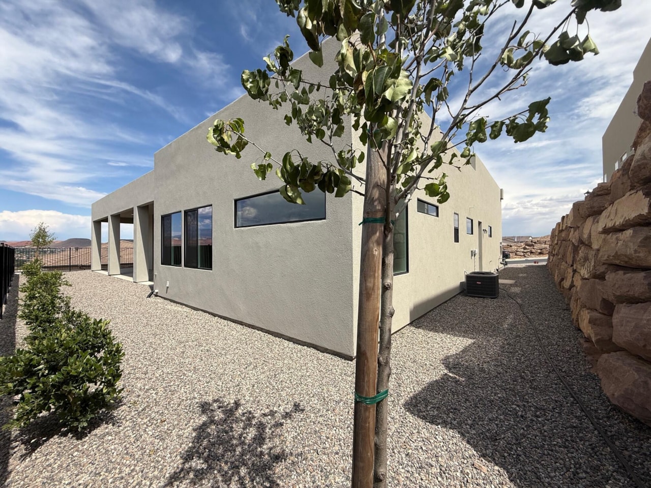 490 S Appian Way St George, UT 84770 home for sale, MLS#25-259974 - Erika Rogers Photo 32