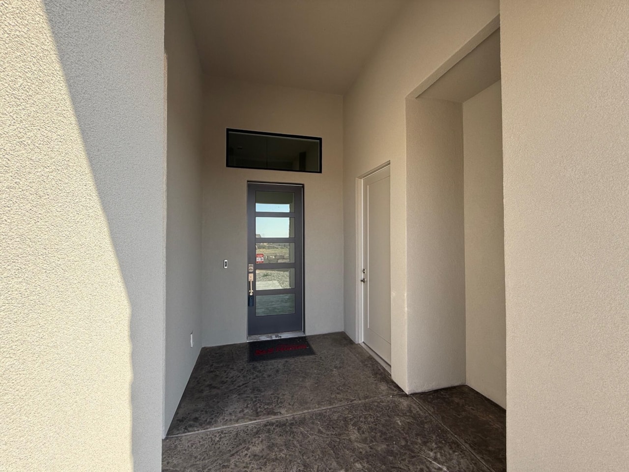 490 S Appian Way St George, UT 84770 home for sale, MLS#25-259974 - Erika Rogers Photo 4