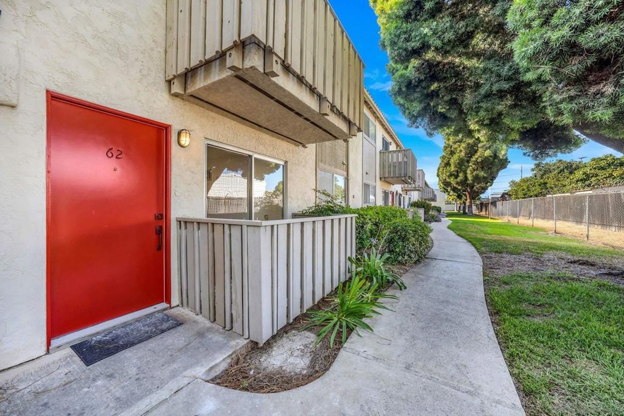 528 Anita Street #62 Chula Vista, CA 91911 | MLS 250031705SD