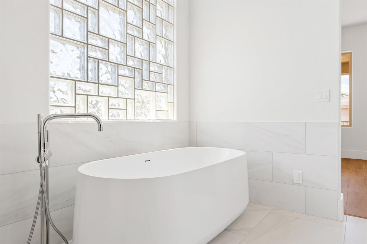 2473 E Cobalt St George, UT 84790 home for sale, MLS#23-247115 - Erika Rogers Photo 28