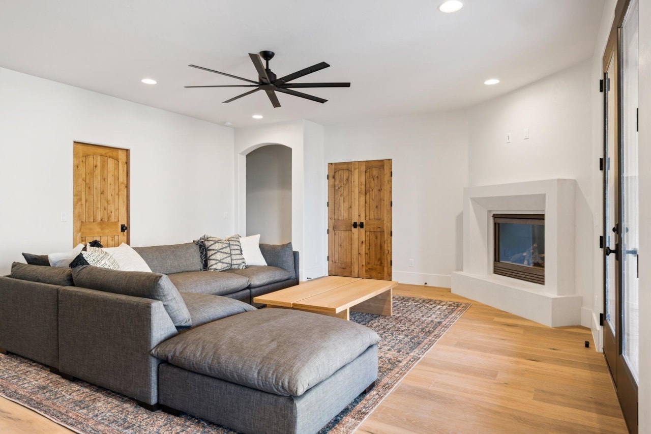 2473 E Cobalt St George, UT 84790 home for sale, MLS#23-247115 - Erika Rogers Photo 30