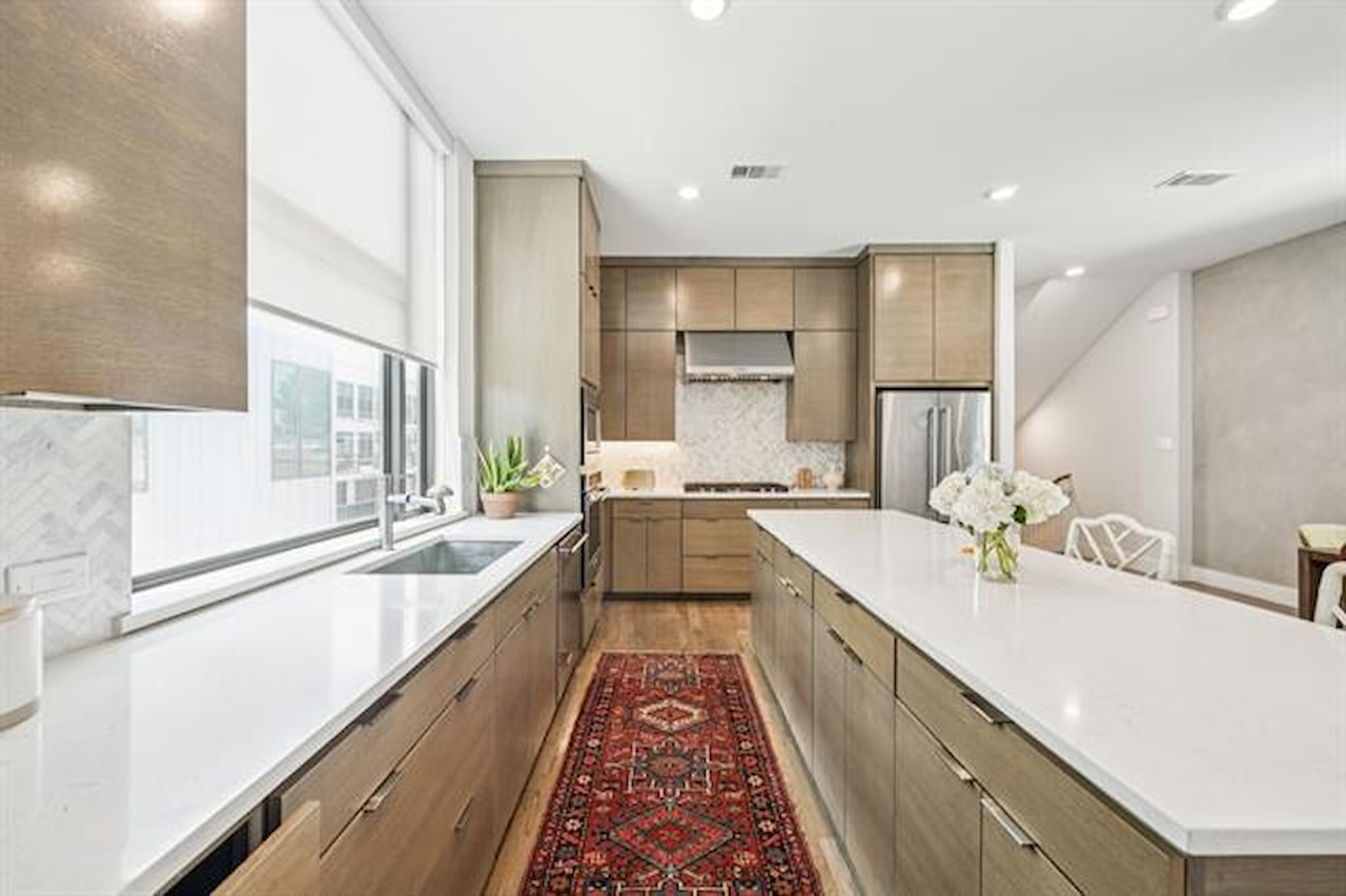Greysq.com | Premier Real Estate Brokerage for Exceptional Properties Photo 3