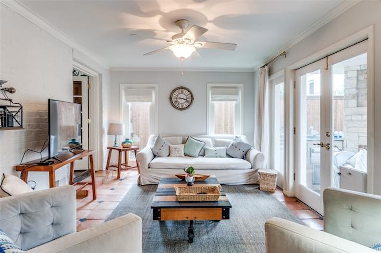 Greysq.com | Premier Real Estate Brokerage for Exceptional Properties Photo 3