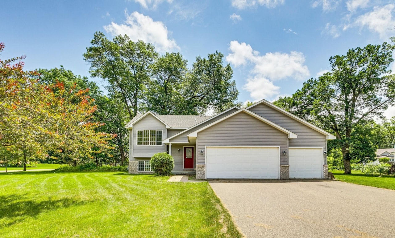 7757 Pinto Lane Lino Lakes, MN 55014 | MLS 6746944