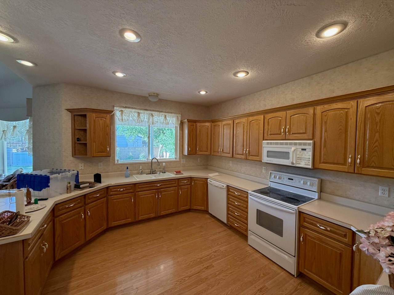 3375 E 2170  S St George, UT 84790 home for sale, MLS#25-262821 - Erika Rogers Photo 29