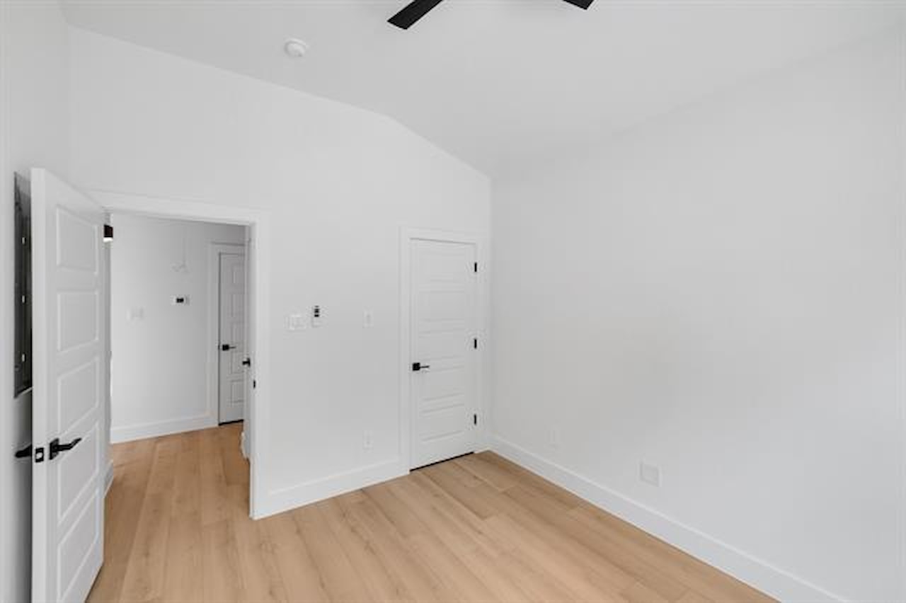 Greysq.com | Premier Real Estate Brokerage for Exceptional Properties Photo 5