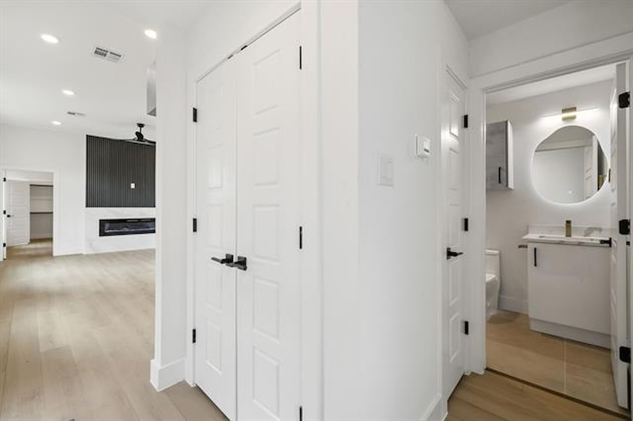 Greysq.com | Premier Real Estate Brokerage for Exceptional Properties Photo 4
