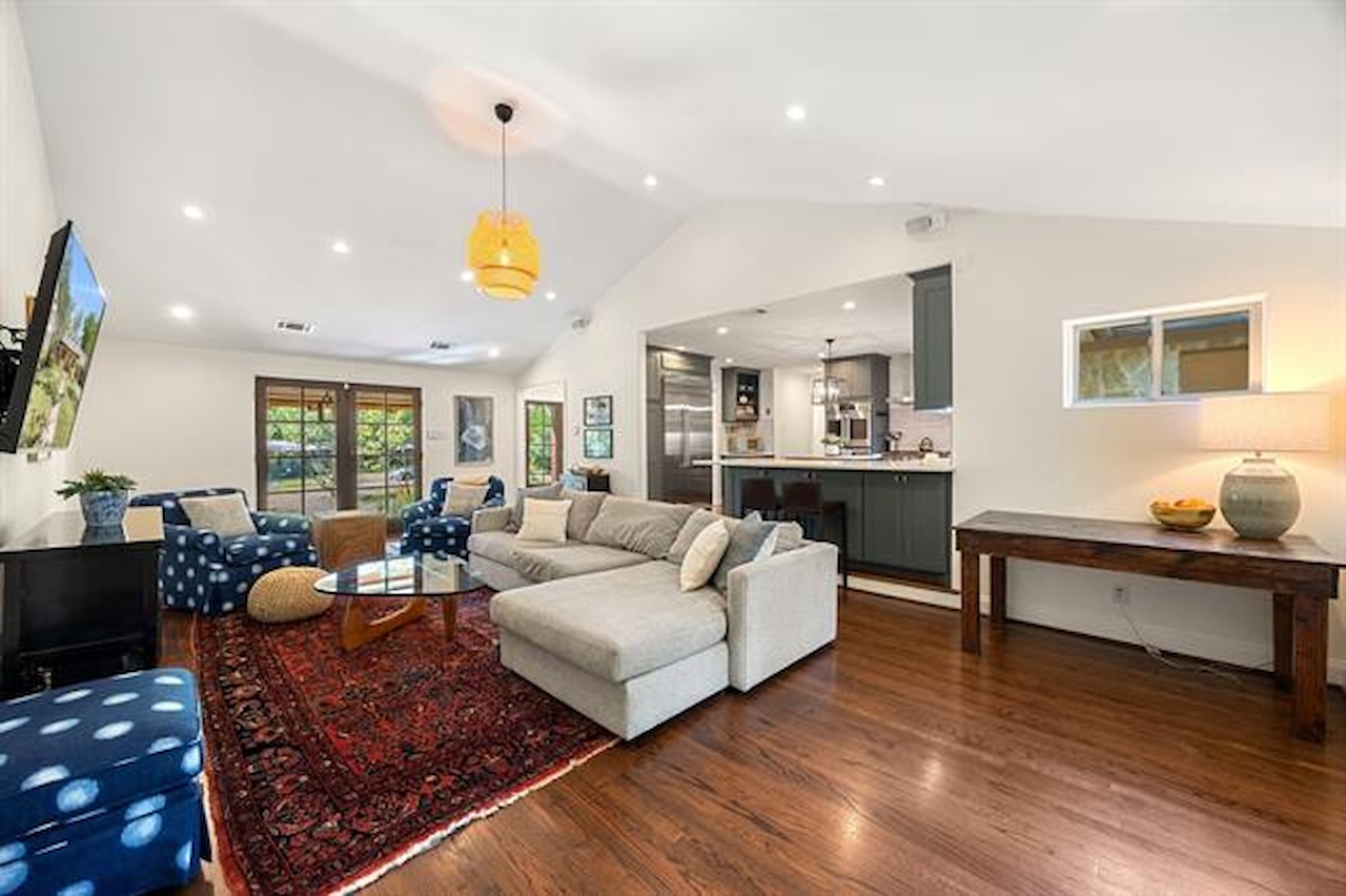 Greysq.com | Premier Real Estate Brokerage for Exceptional Properties Photo 6