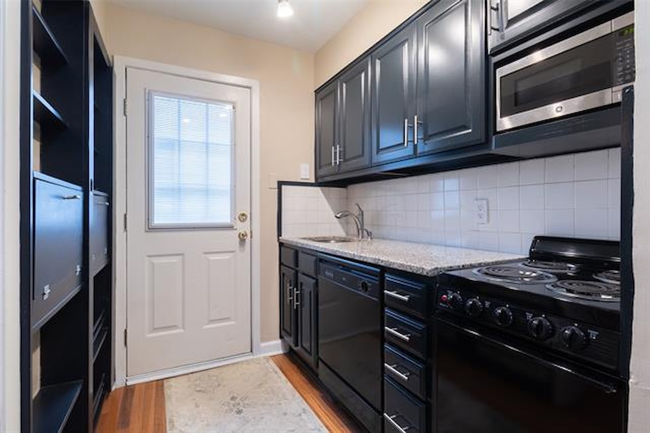 Greysq.com | Premier Real Estate Brokerage for Exceptional Properties Photo 6
