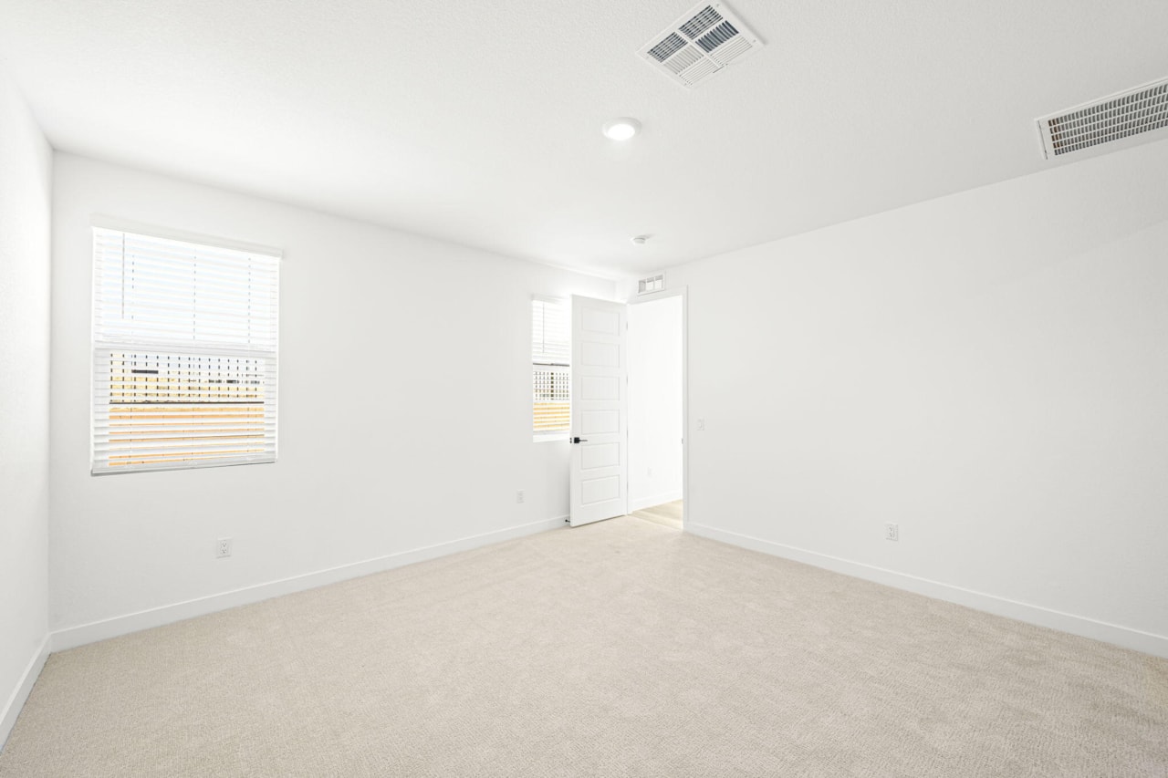 546 S Cecita Way St George, UT 84770 home for sale, MLS#25-260853 - Erika Rogers Photo 13