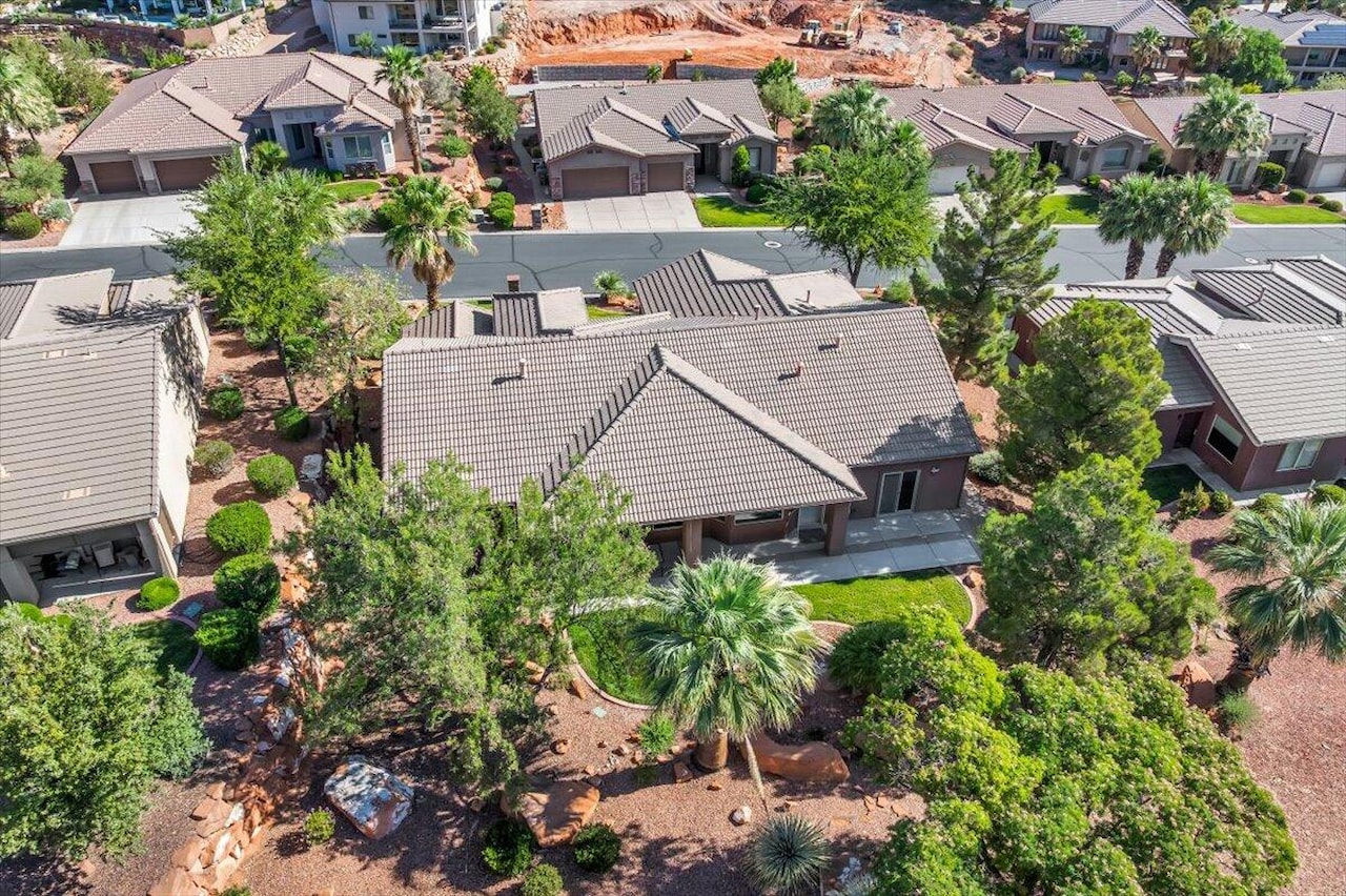 1319 W Red Butte DR Washington, UT 84780 home for sale, MLS#25-262937 - Erika Rogers Photo 27