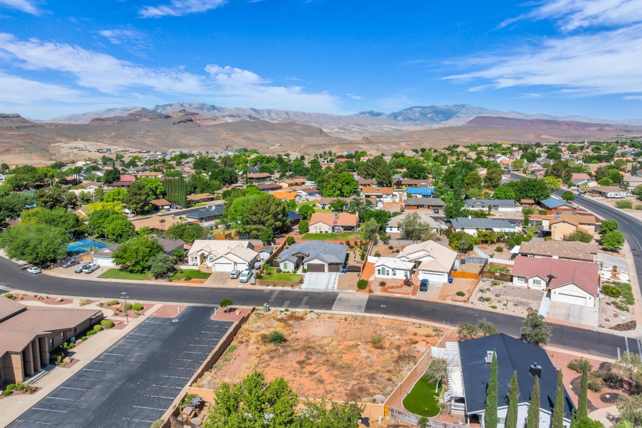 Desert Dawn DR Santa Clara, UT 84765 lot for sale, MLS#25-262376 - Erika Rogers Photo 14