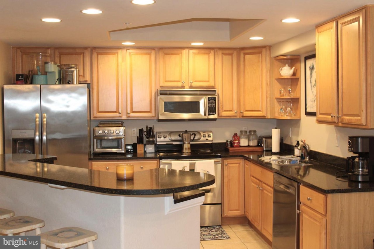 4100 Real Estate for Sale - 18 41st St #304 in Ocean City Photo 16