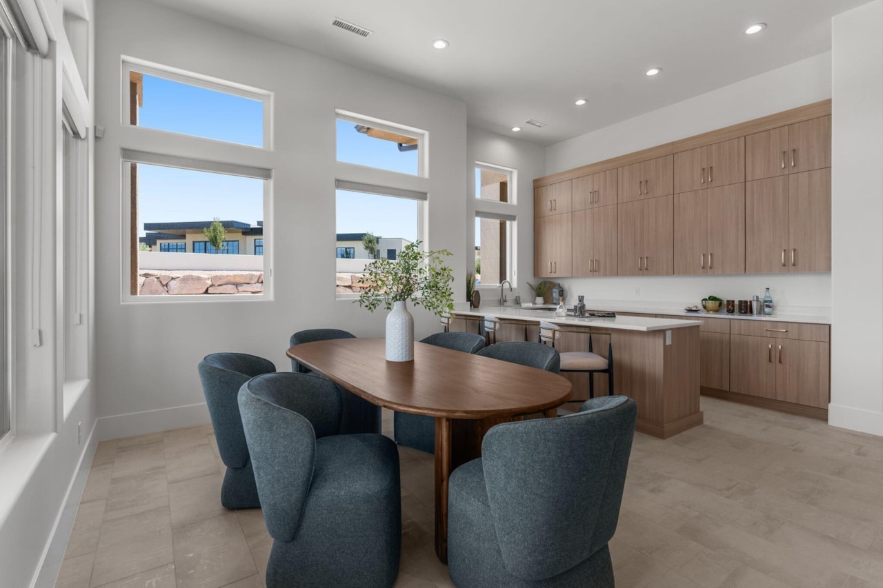 1526 S Shale DR St George, UT 84790 home for sale, MLS#25-261233 - Erika Rogers Photo 10