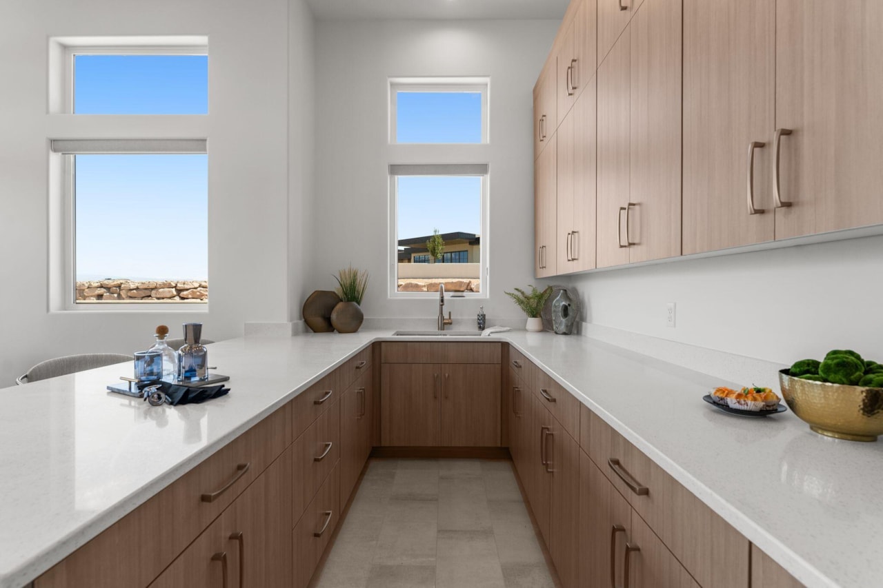 1526 S Shale DR St George, UT 84790 home for sale, MLS#25-261233 - Erika Rogers Photo 12