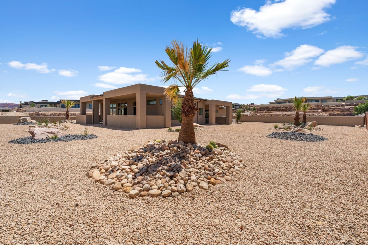 1526 S Shale DR St George, UT 84790 home for sale, MLS#25-261233 - Erika Rogers Photo 32