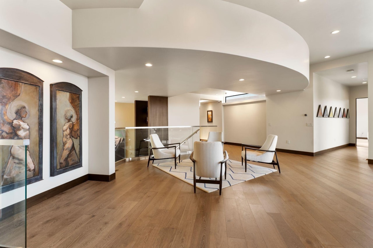 2378 N Tacheene DR St George, UT 84770 home for sale, MLS#25-263018 - Erika Rogers Photo 17