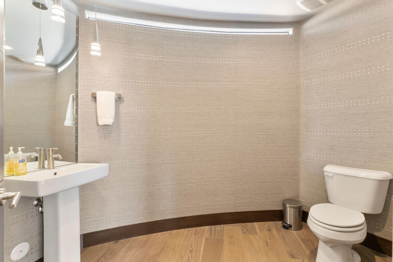 2378 N Tacheene DR St George, UT 84770 home for sale, MLS#25-263018 - Erika Rogers Photo 33