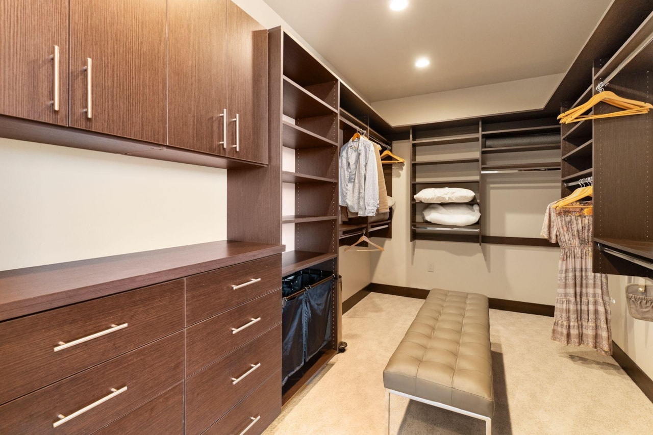 2378 N Tacheene DR St George, UT 84770 home for sale, MLS#25-263018 - Erika Rogers Photo 38