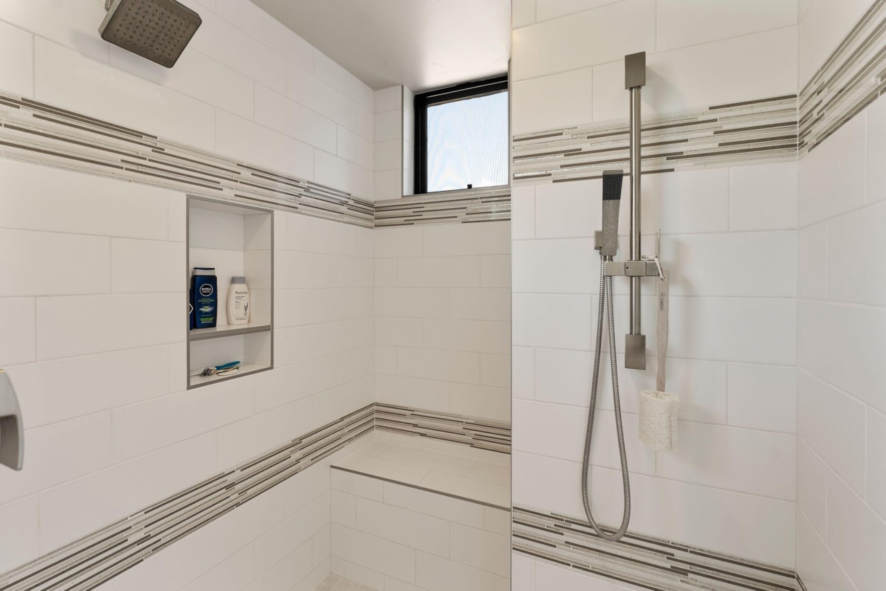 2378 N Tacheene DR St George, UT 84770 home for sale, MLS#25-263018 - Erika Rogers Photo 44