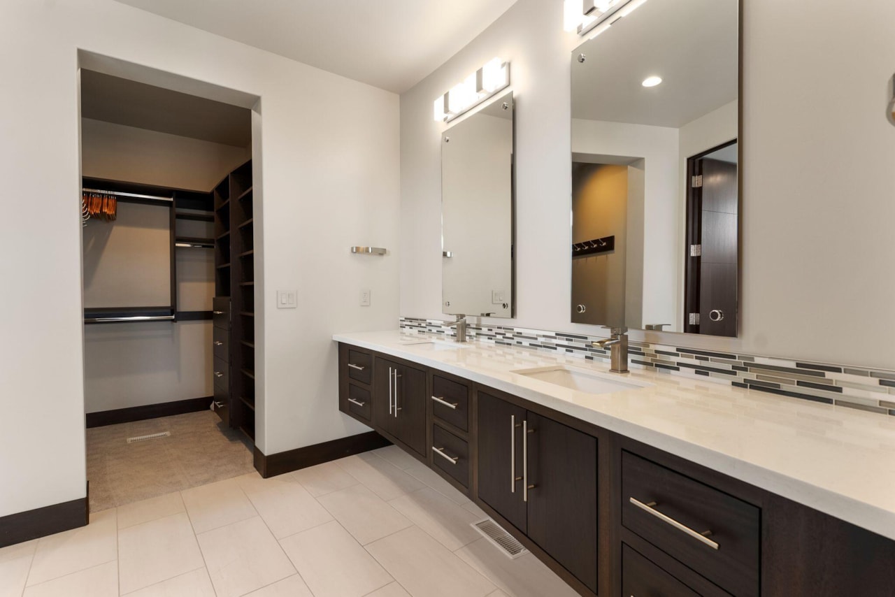 2378 N Tacheene DR St George, UT 84770 home for sale, MLS#25-263018 - Erika Rogers Photo 47