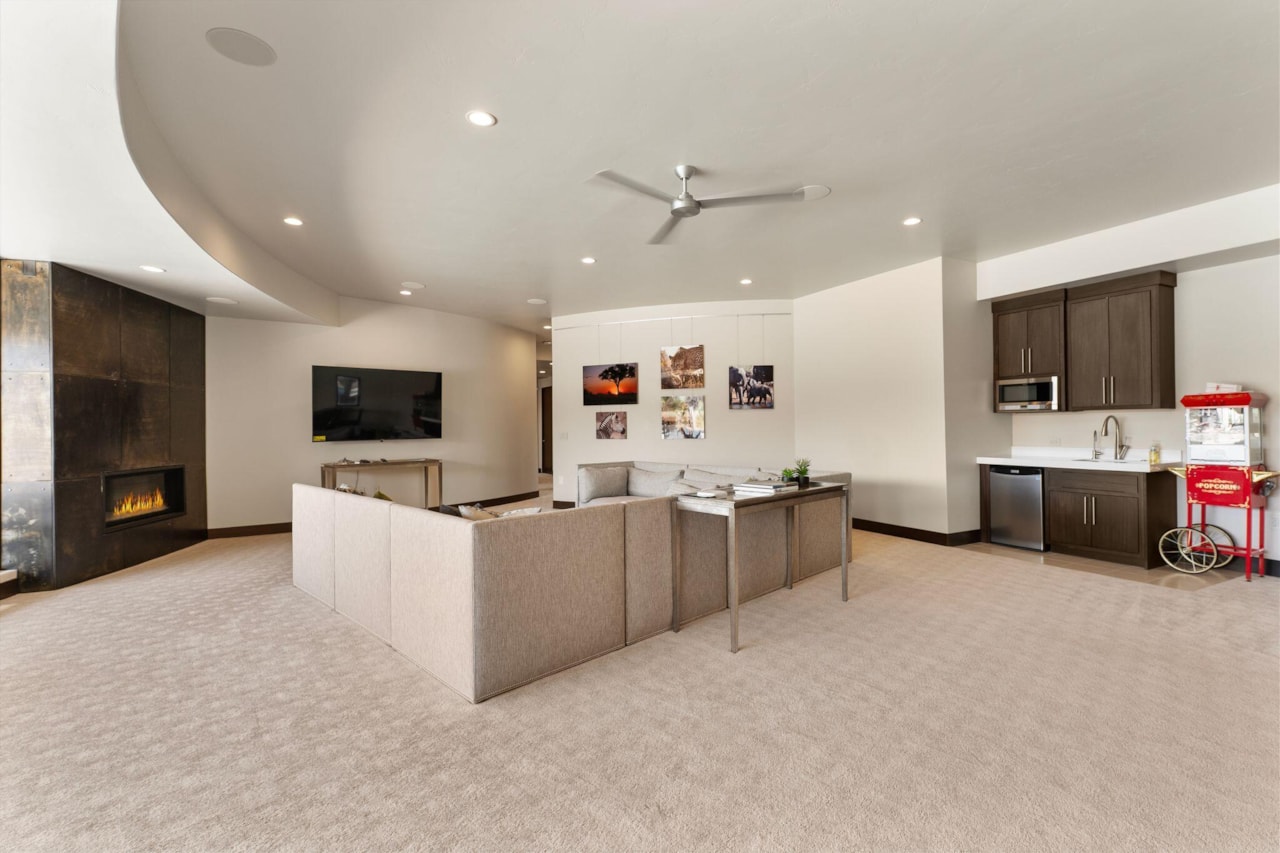 2378 N Tacheene DR St George, UT 84770 home for sale, MLS#25-263018 - Erika Rogers Photo 58