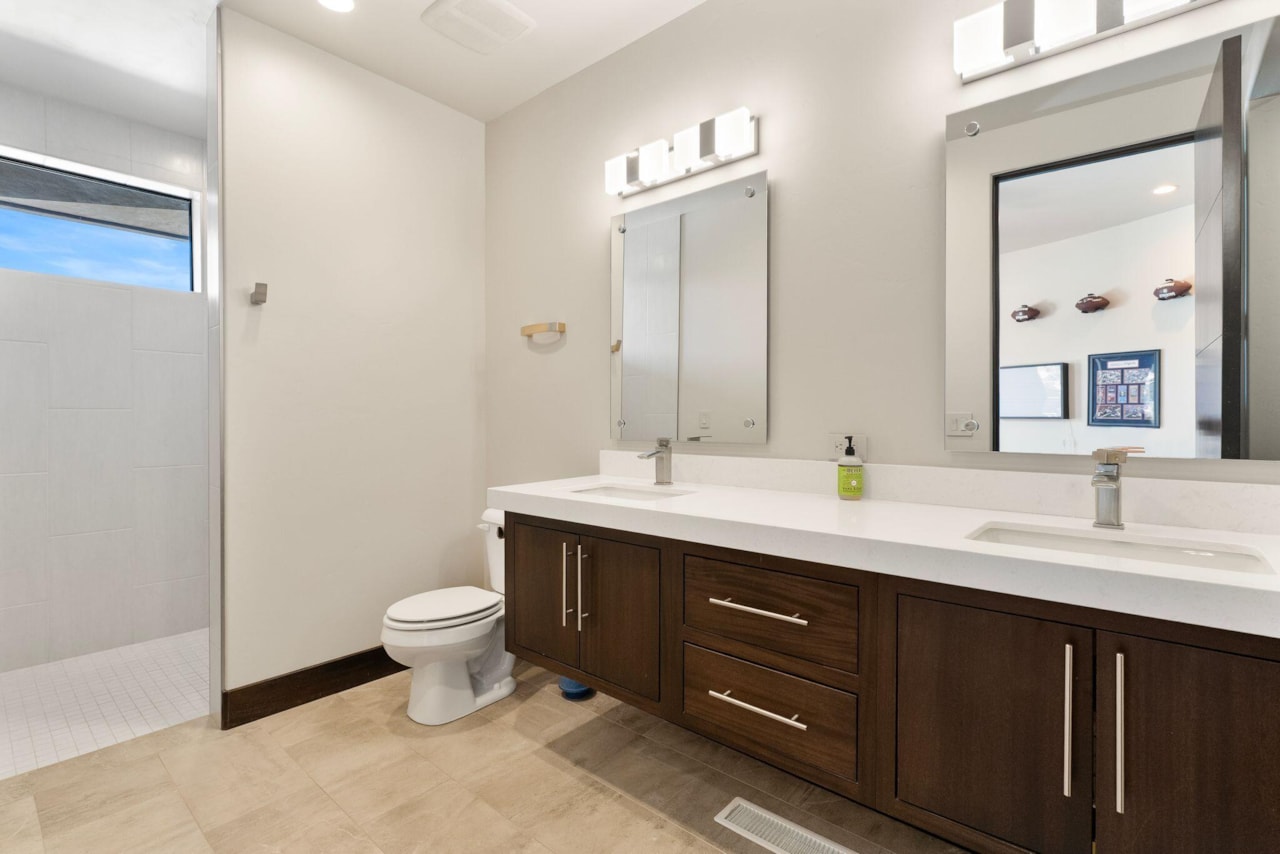 2378 N Tacheene DR St George, UT 84770 home for sale, MLS#25-263018 - Erika Rogers Photo 66