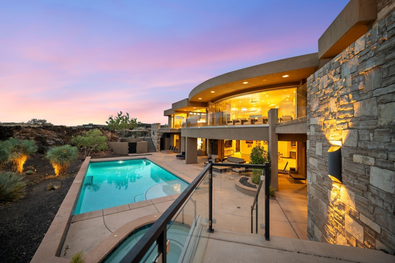 2378 N Tacheene DR St George, UT 84770 home for sale, MLS#25-263018 - Erika Rogers Photo 106