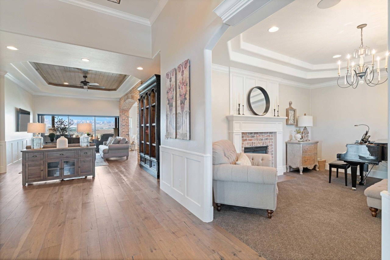 1557 Stone Cliff DR St George, UT 84790 home for sale, MLS#25-263025 - Erika Rogers Photo 7