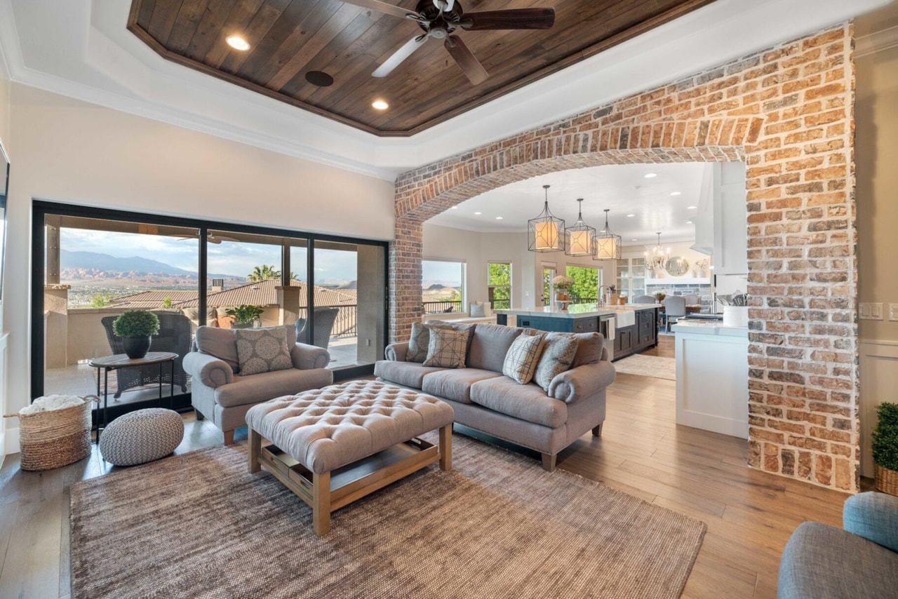 1557 Stone Cliff DR St George, UT 84790 home for sale, MLS#25-263025 - Erika Rogers Photo 11