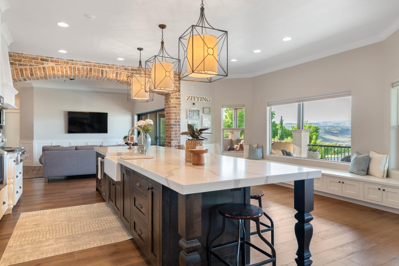 1557 Stone Cliff DR St George, UT 84790 home for sale, MLS#25-263025 - Erika Rogers Photo 13