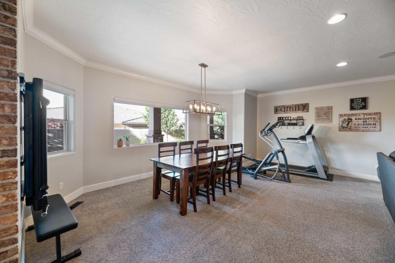 1557 Stone Cliff DR St George, UT 84790 home for sale, MLS#25-263025 - Erika Rogers Photo 36