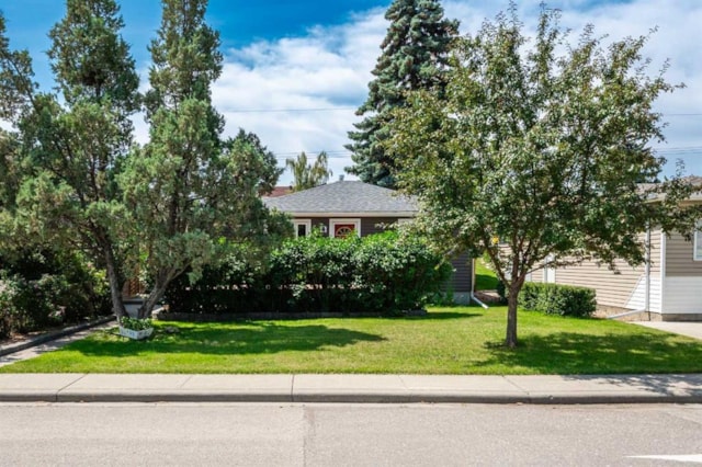 4639 NW 70 St Calgary, AB T3B2K7 | MLS A2238624