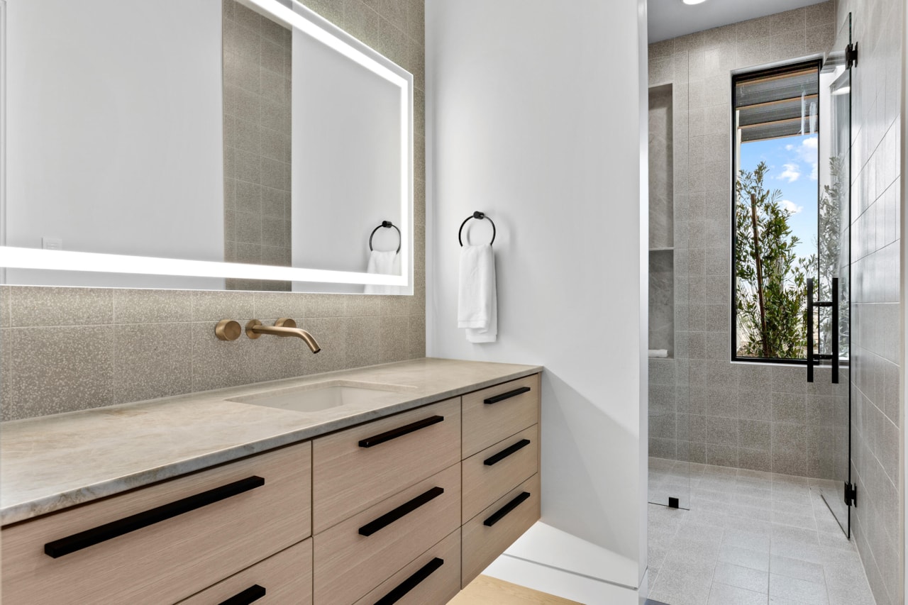 2031 E Pinnacle DR St George, UT 84790 home for sale, MLS#25-258844 - Erika Rogers Photo 43